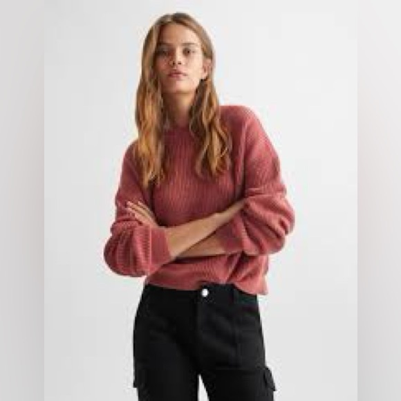 Pink crew neck sweater - Picture 1 of 7